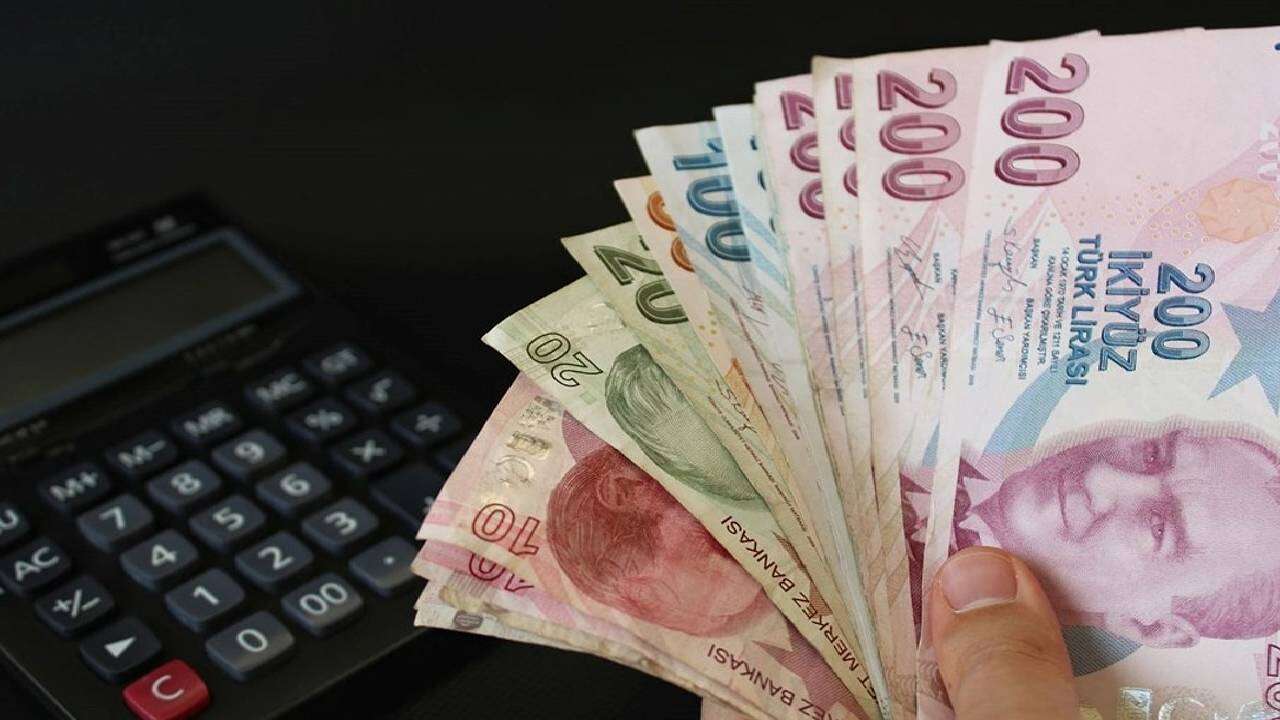 SGK uzmanı Özgür Erdursun üstüne basa basa açıkladı: Seçim öncesi erken emeklilik müjdesi! 4